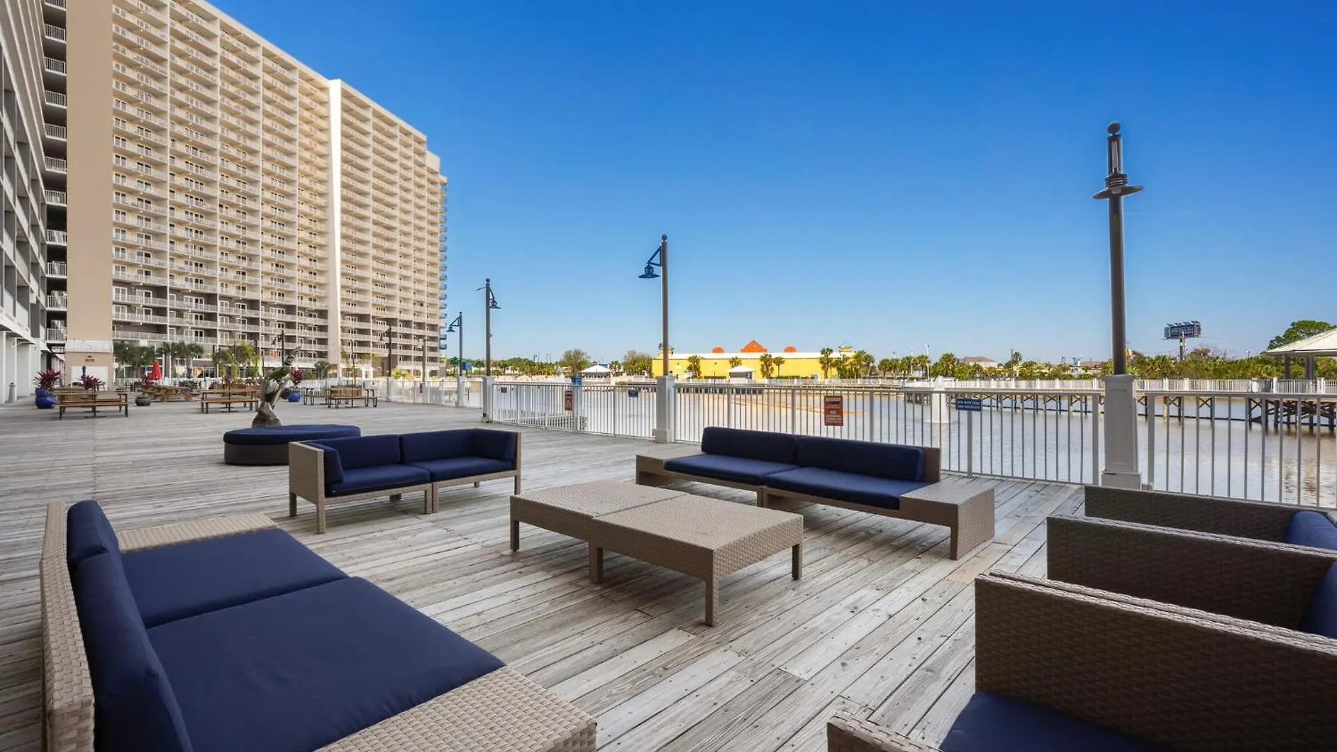 Laketown Wharf 1801 Панама-Сити 0*,  США