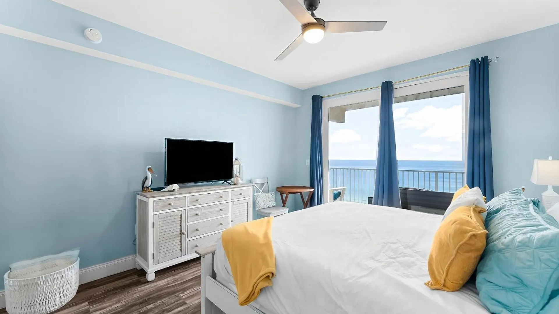 Laketown Wharf 1801 巴拿马城 公寓